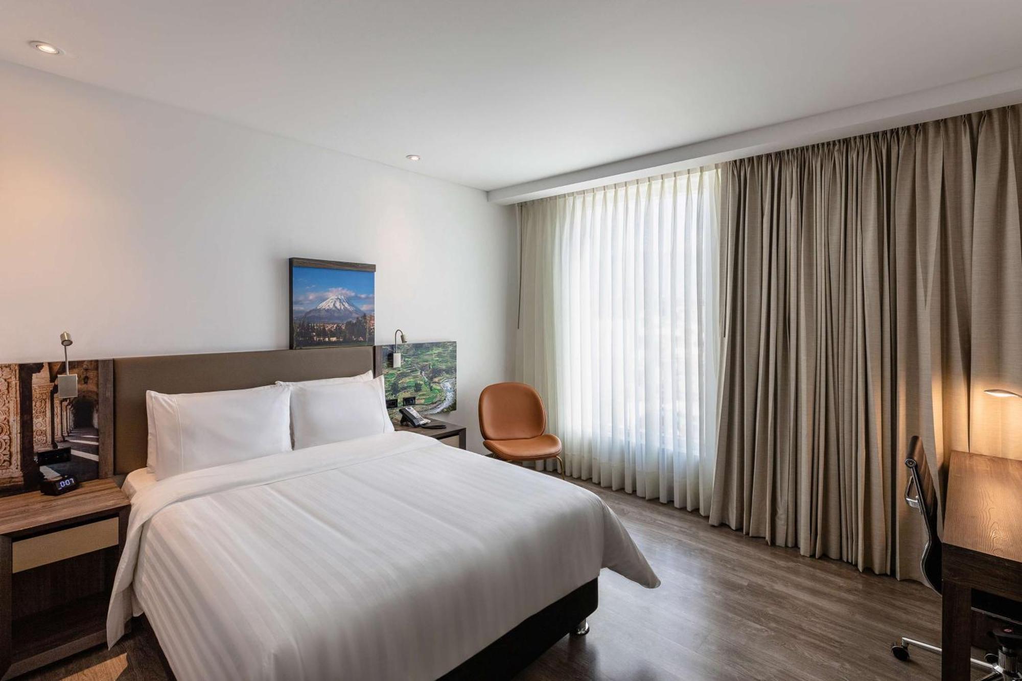 ホテル Hampton By Hilton アレキパ エクステリア 写真