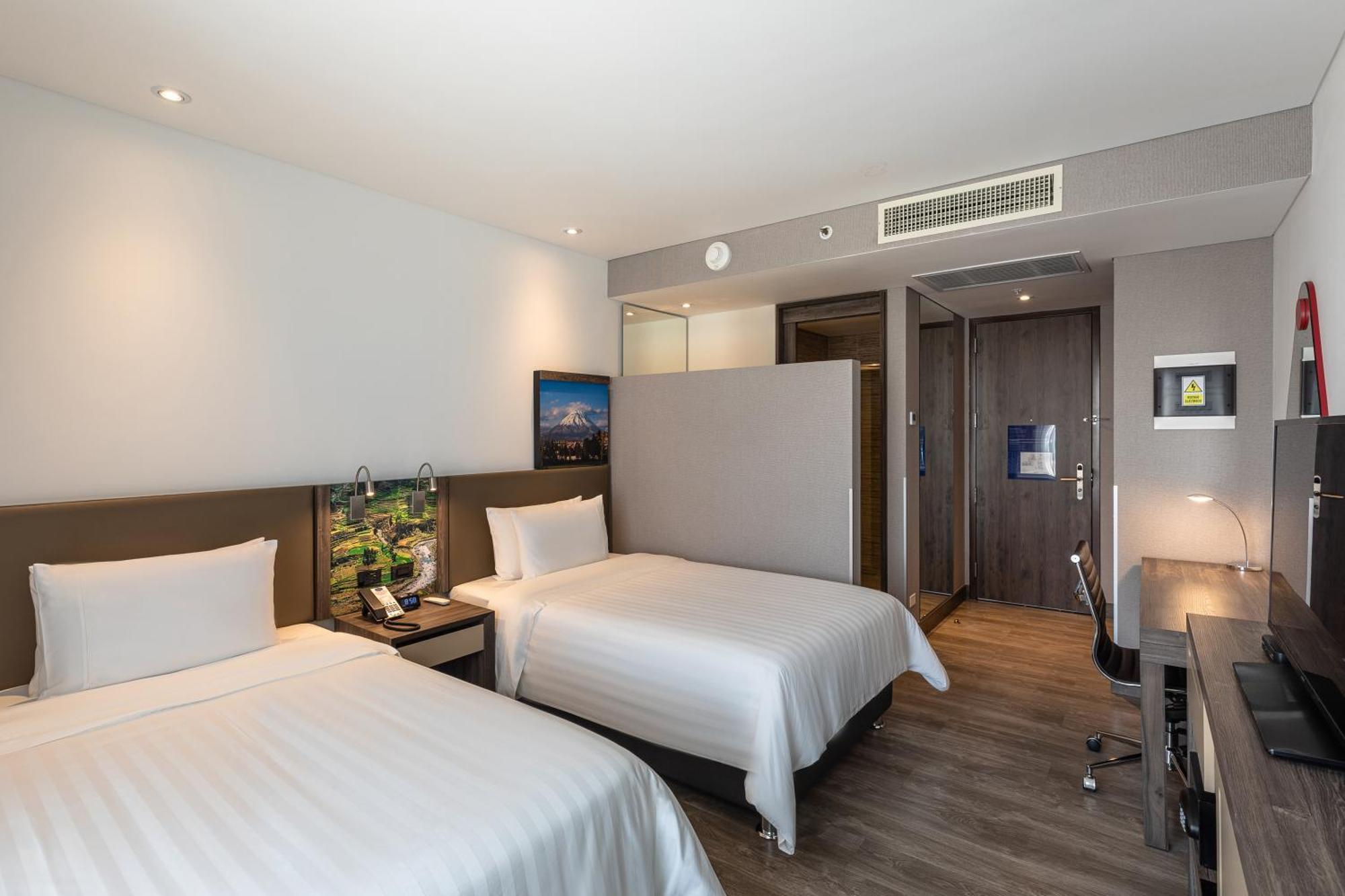 ホテル Hampton By Hilton アレキパ エクステリア 写真